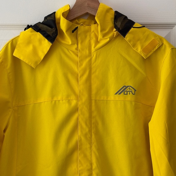 OTU Waterproof Raincoat - Bright Yellow Size S - Picture 5 of 14